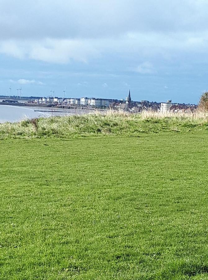East Coast Apartments First Floor 2 Bed Apartment All Towels And Sheets Supplied Bridlington Eksteriør bilde