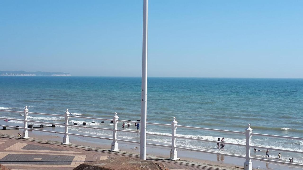 East Coast Apartments First Floor 2 Bed Apartment All Towels And Sheets Supplied Bridlington Eksteriør bilde